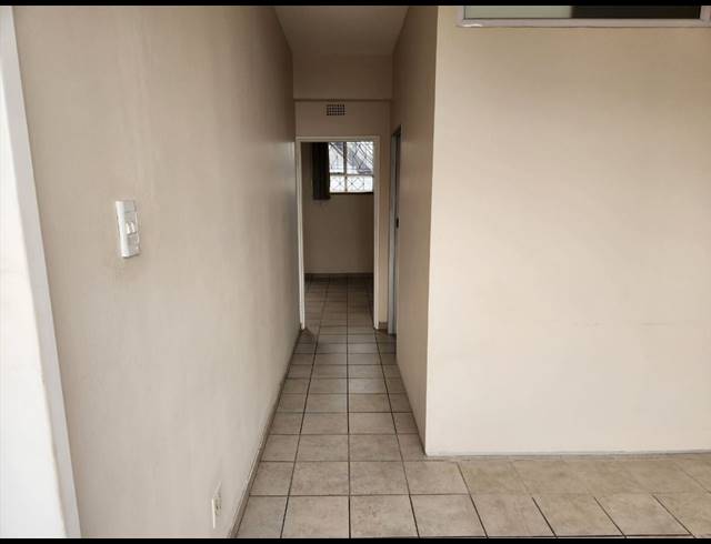 3 BEDROOM APARTMENT FOR SALE IN RHODESFIELD